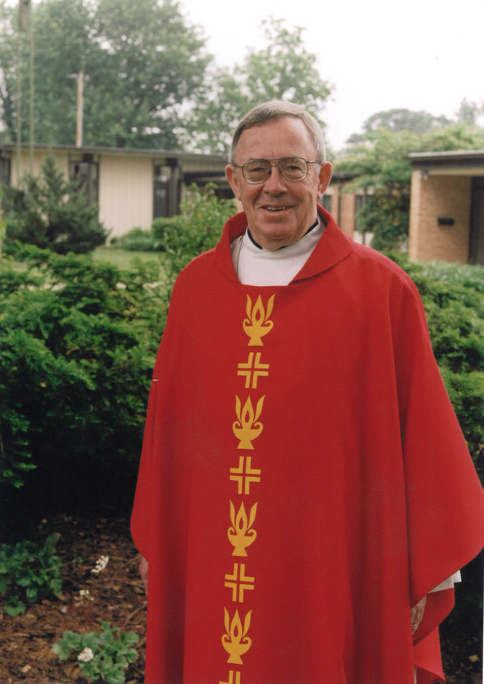Pastor Paul Hasvold, 1974-1998.